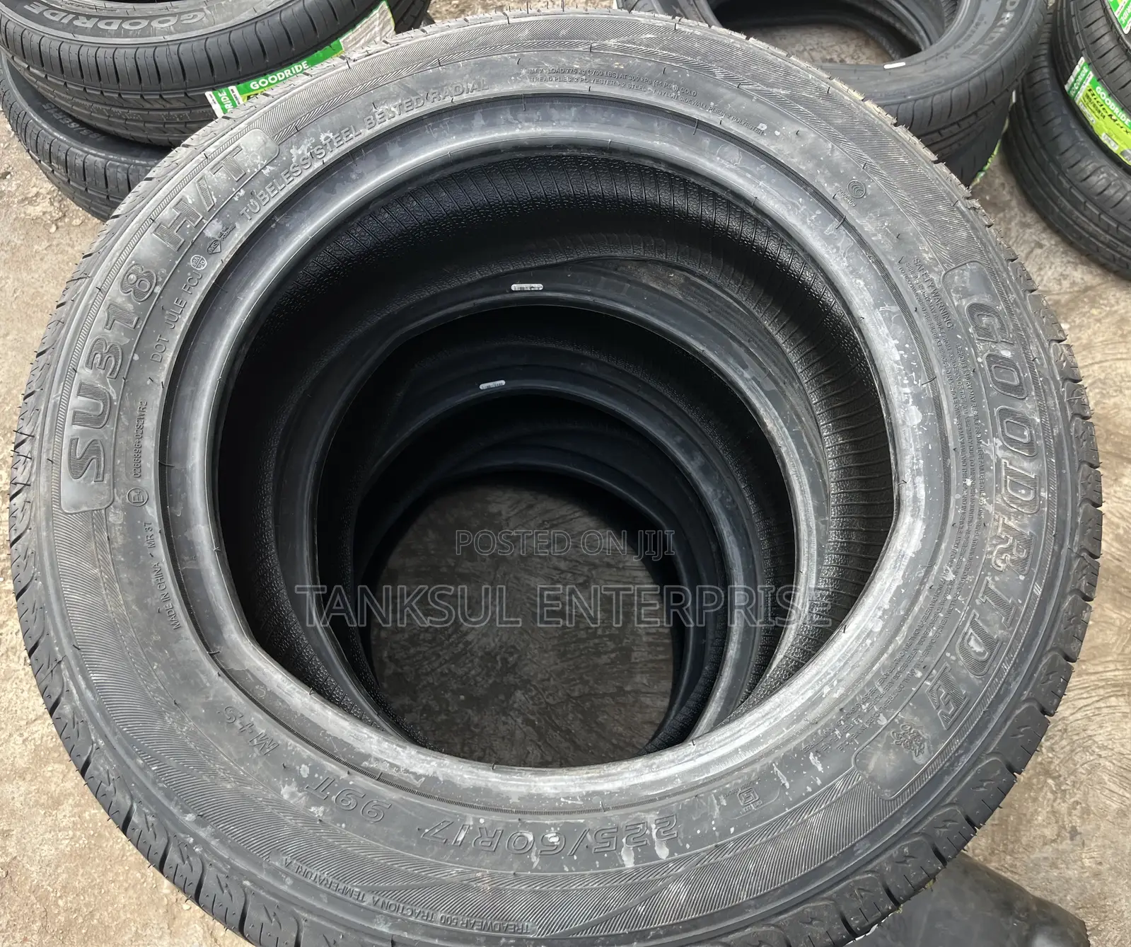 225 60 R17 Goodride Tyre
