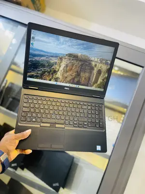 Laptop Dell Latitude 5580 8GB Intel Core i5 SSD 128GB