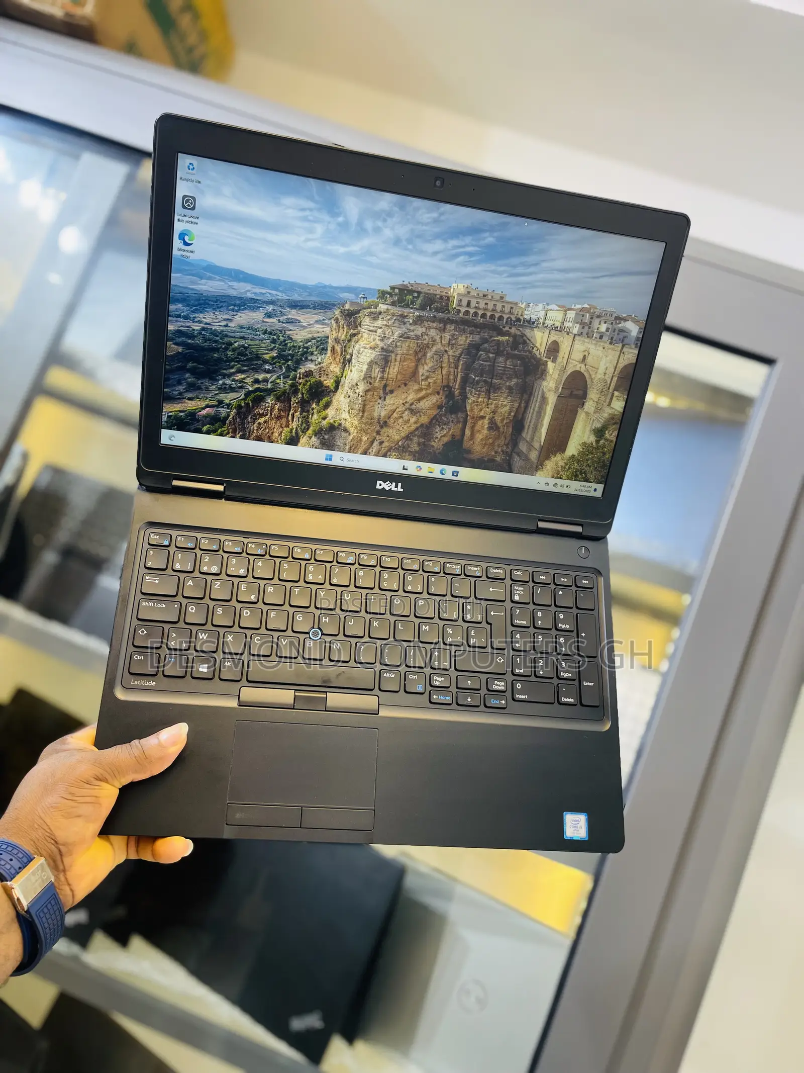 Laptop Dell Latitude 5580 8GB Intel Core i5 SSD 128GB