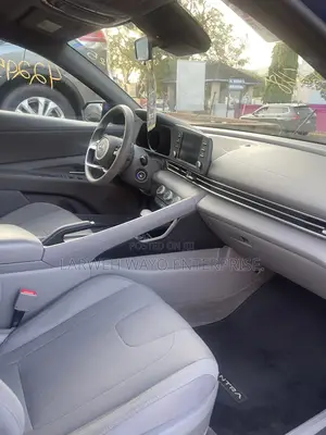 Hyundai Elantra SE 2021 Blue