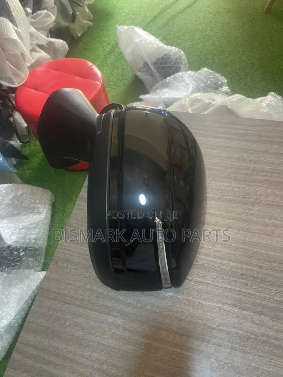 Toyota Landcruiser 2022-2023-2024-2025 V8 Mirror With Light and Sensor