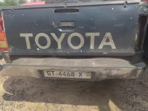 Toyota Hilux 2.5 Cab 2005 Black