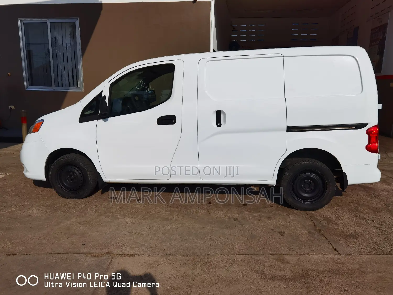 Nissan NV200 2017 White