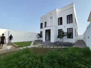 6bdrm House in Hills Katamanso, East Legon for sale