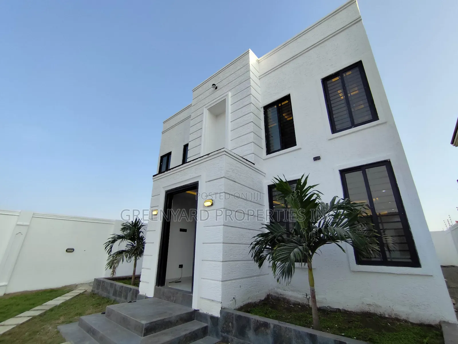 6bdrm House in Hills Katamanso, East Legon for sale