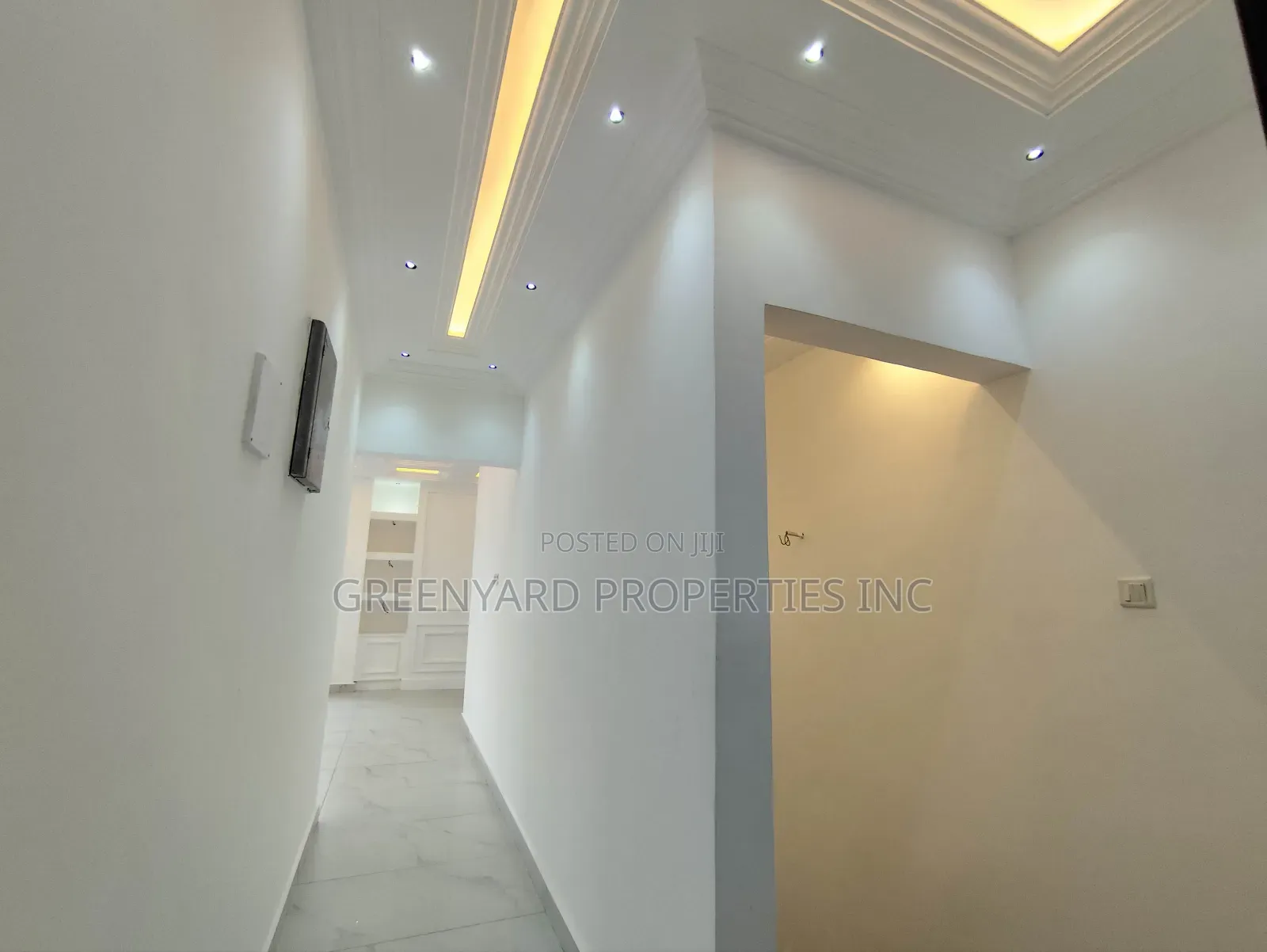 6bdrm House in Hills Katamanso, East Legon for sale