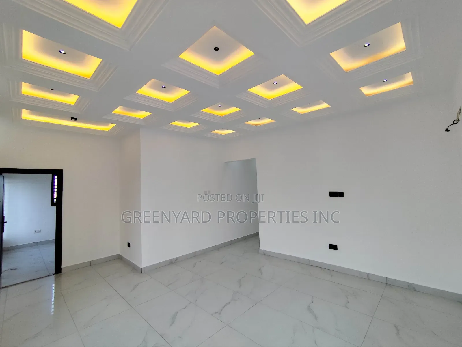 6bdrm House in Hills Katamanso, East Legon for sale