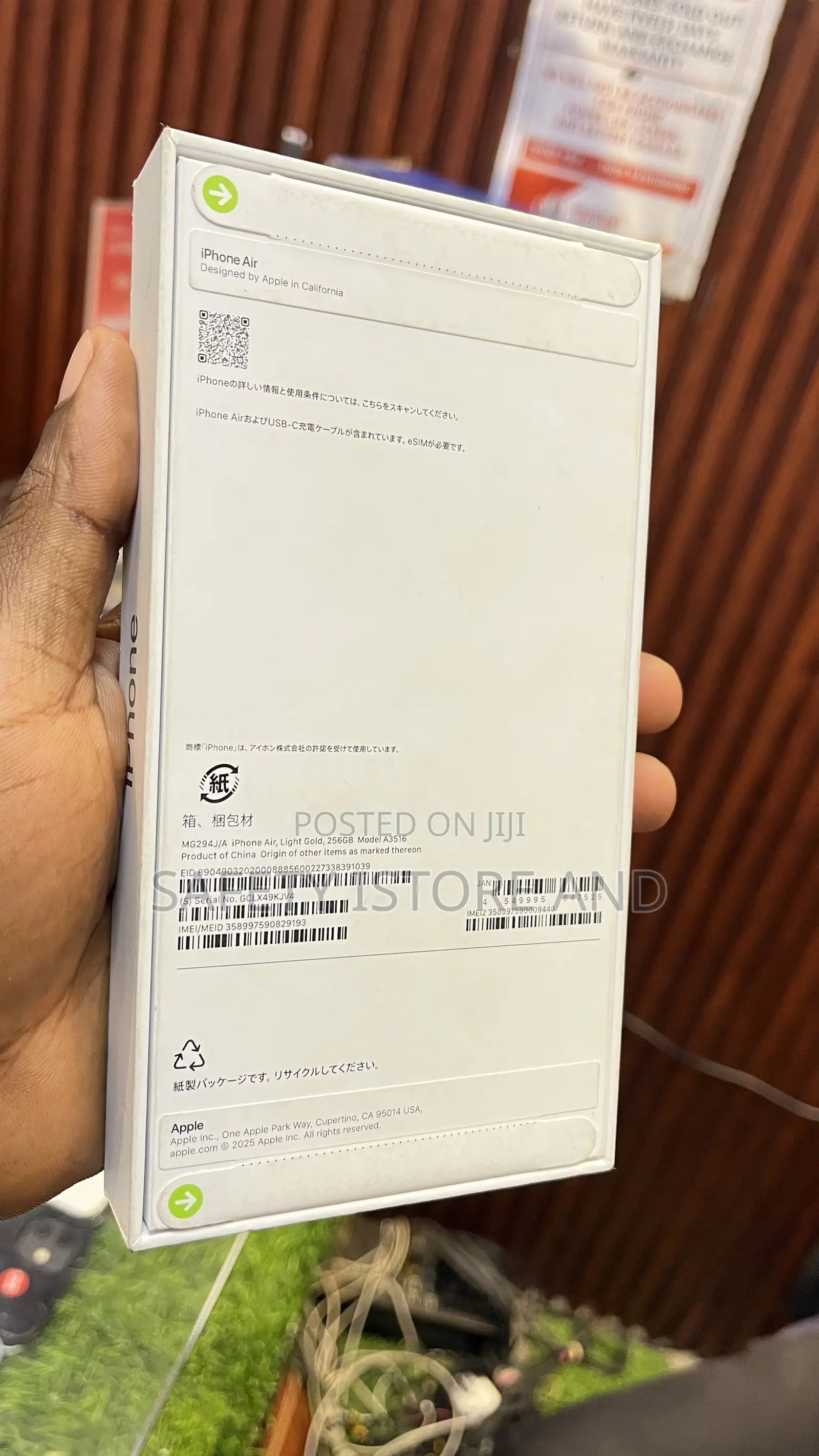 New Apple iPhone Air 256 GB Gold