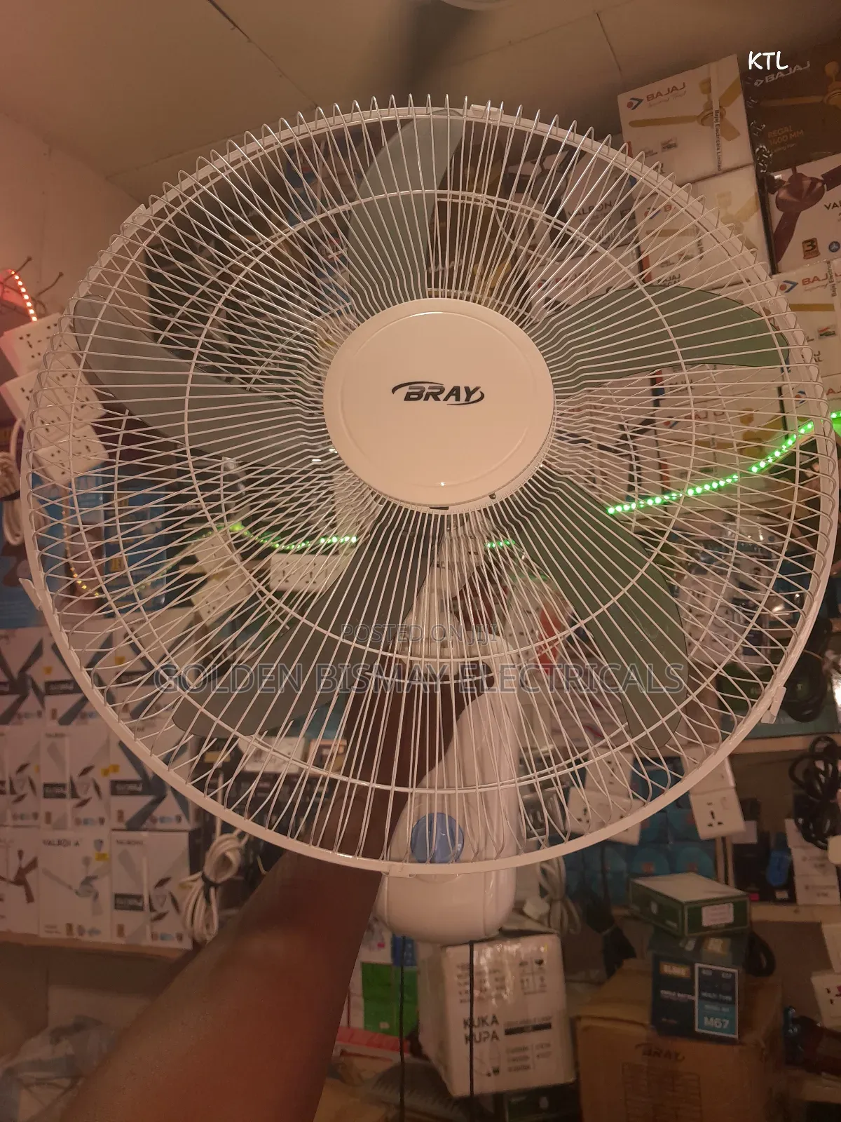 Bray 18 Inche Wall Fan
