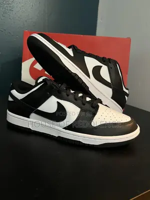 Nike Sb Dunk Low Pro Black White Sneakers