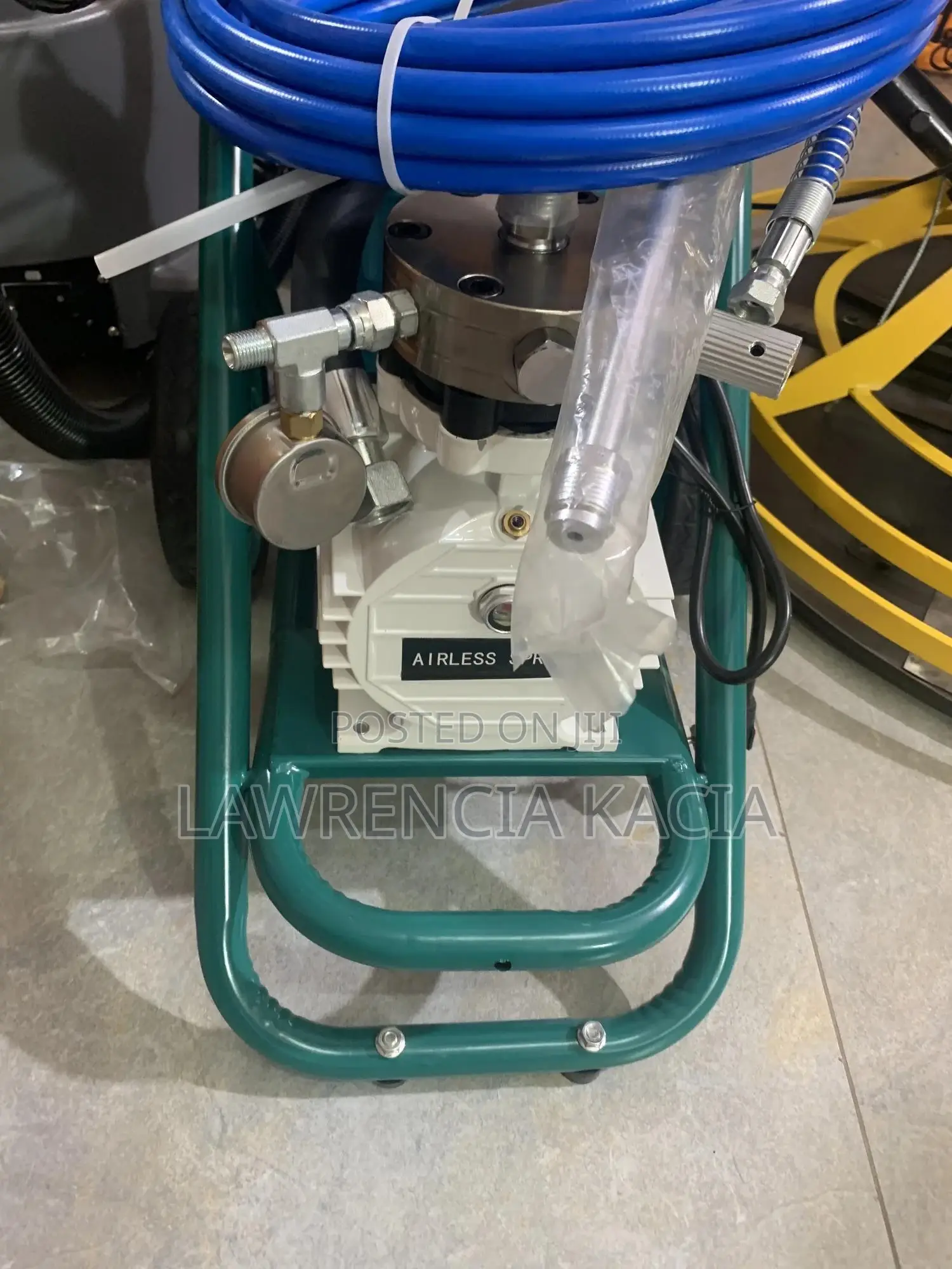 Airlines Spraying Machine