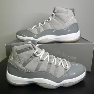 Nike Air Jordan 11 Retro Xi Cool Grey Sneakers