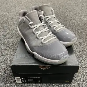 Nike Air Jordan 11 Retro Xi Cool Grey Sneakers