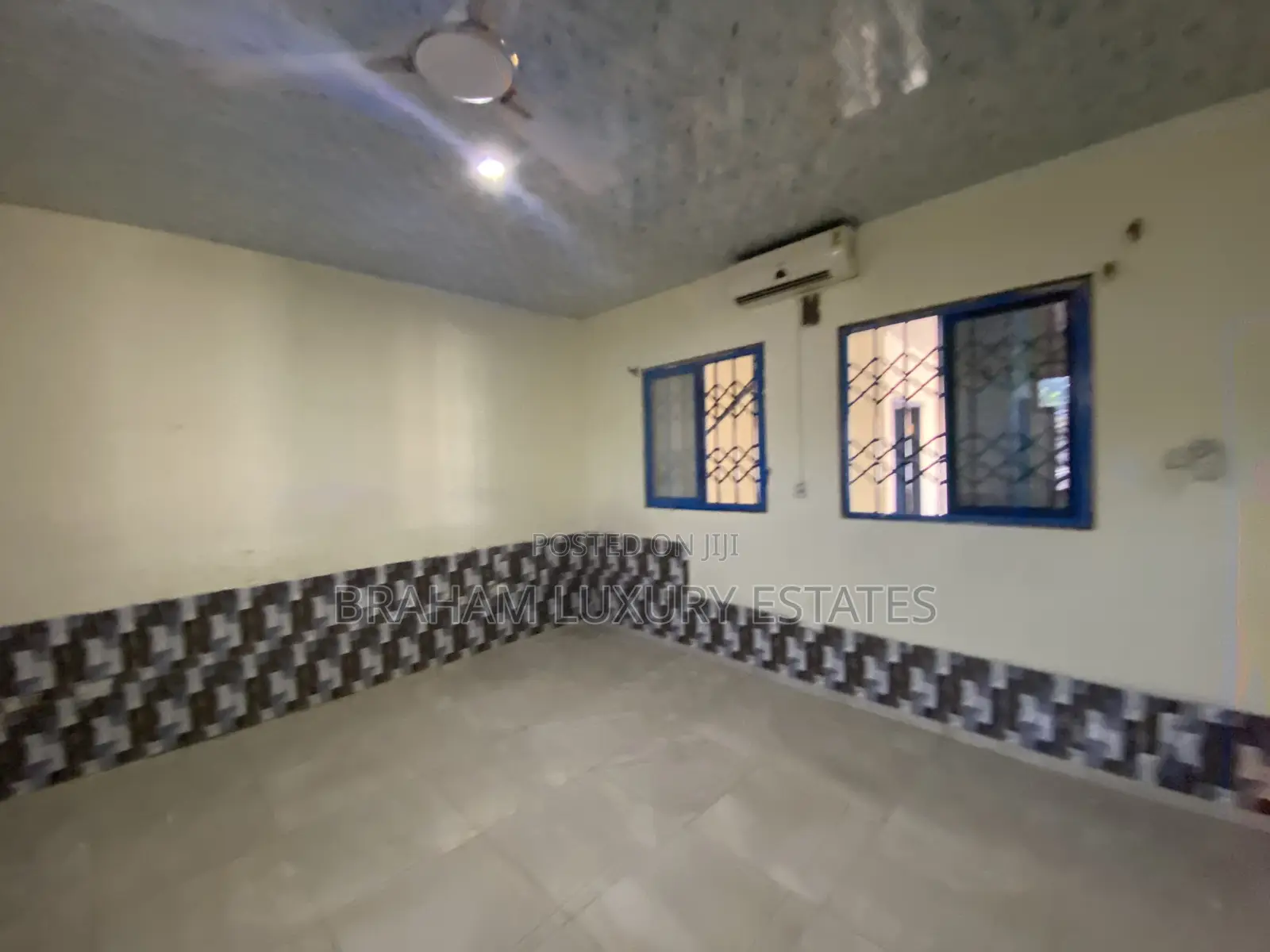 1bdrm Apartment in Braham Luxury, Sakumono for rent