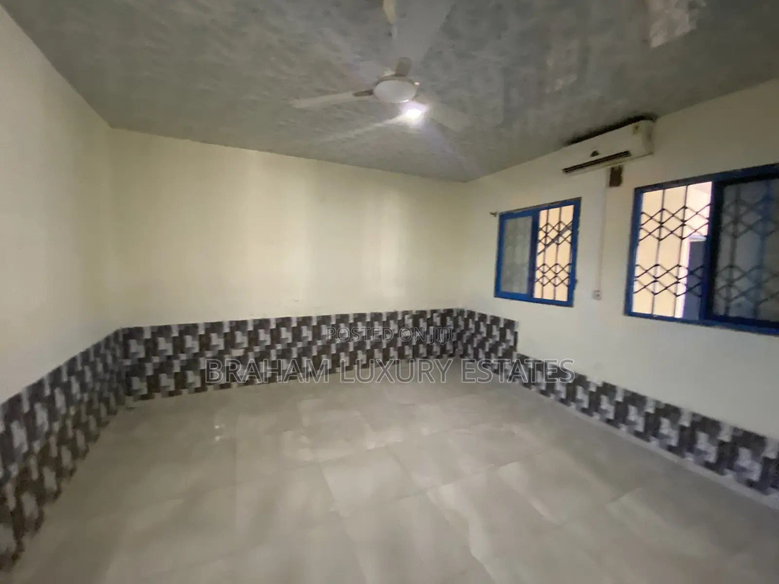 1bdrm Apartment in Braham Luxury, Sakumono for rent