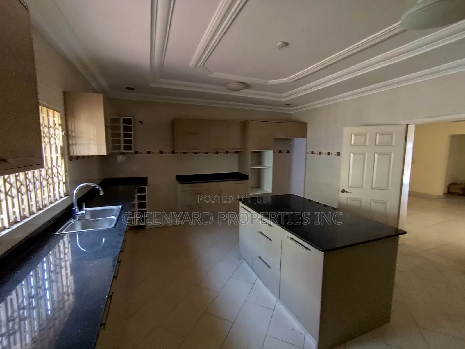 5bdrm Mansion in Trasacco, East Legon for rent