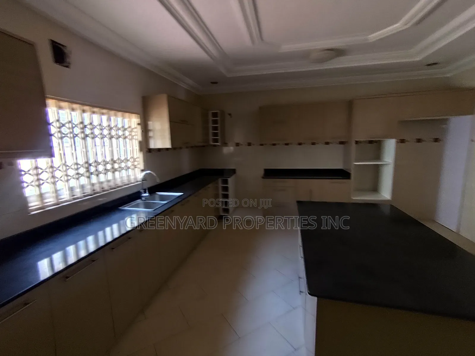 5bdrm Mansion in Trasacco, East Legon for rent