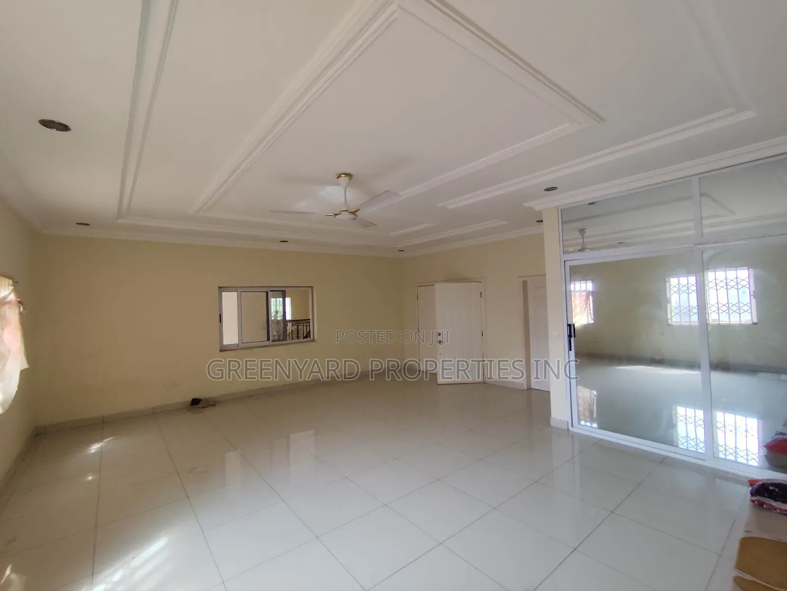 5bdrm Mansion in Trasacco, East Legon for rent