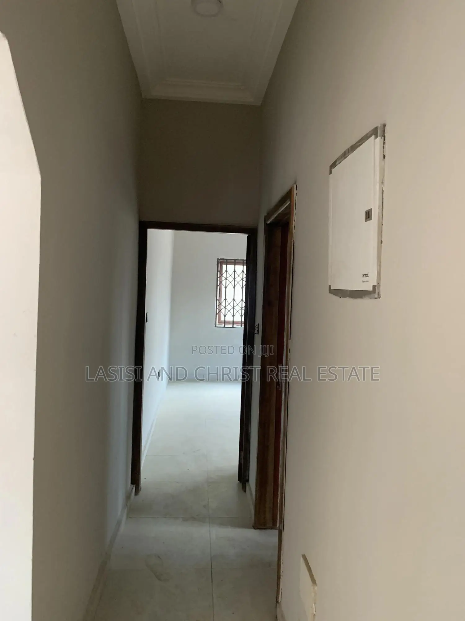 3bdrm Apartment in Lasisi And Christ, Amasaman for rent
