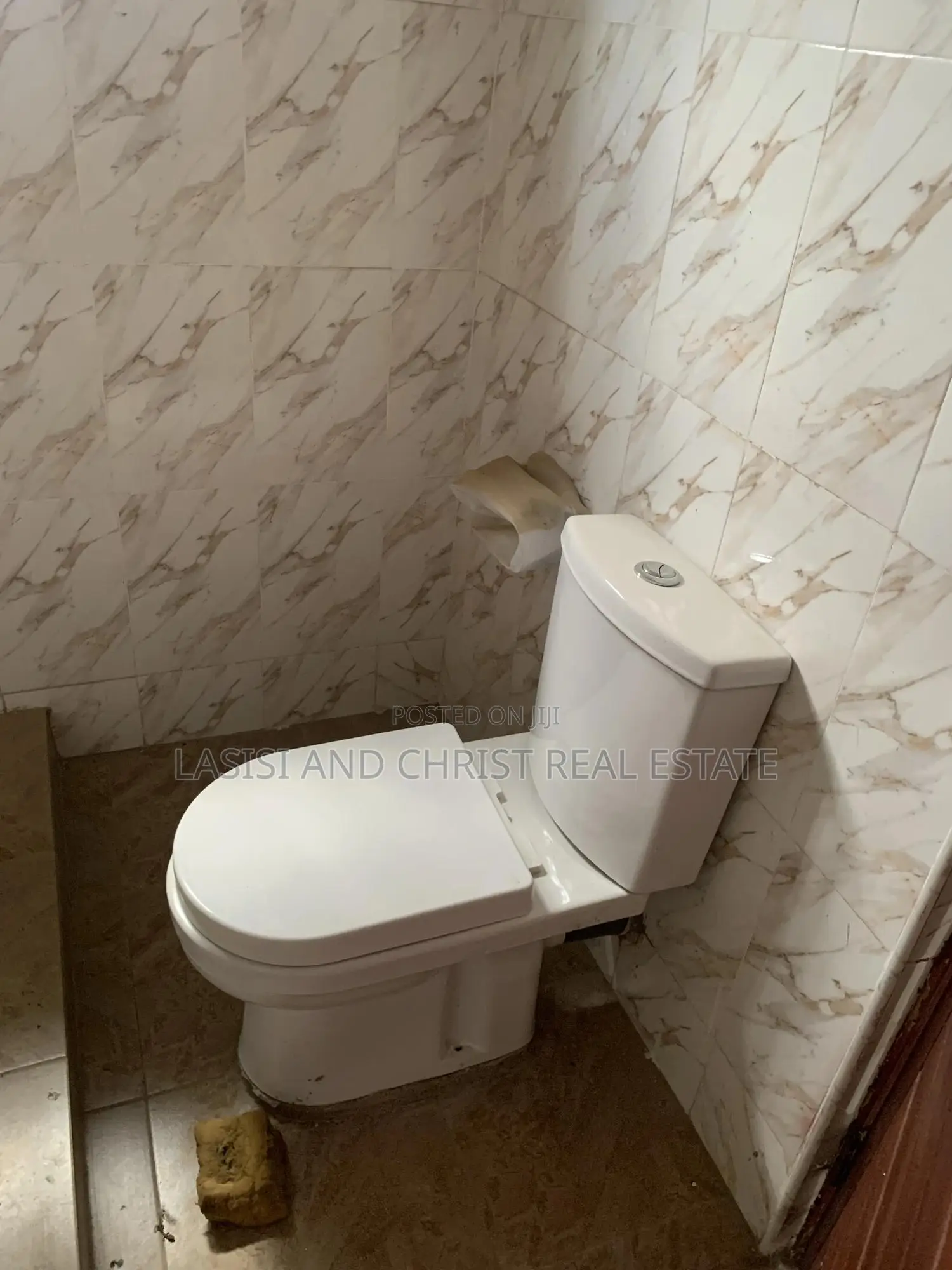 3bdrm Apartment in Lasisi And Christ, Amasaman for rent