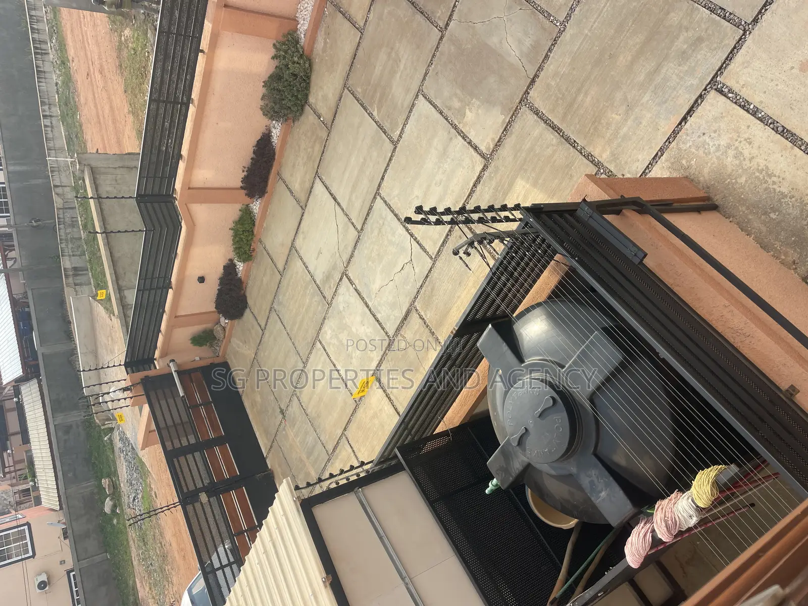 4bdrm Mansion in Spintex Palace Mall, Airport Residential Area for rent