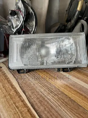 Kia Trade Headlight