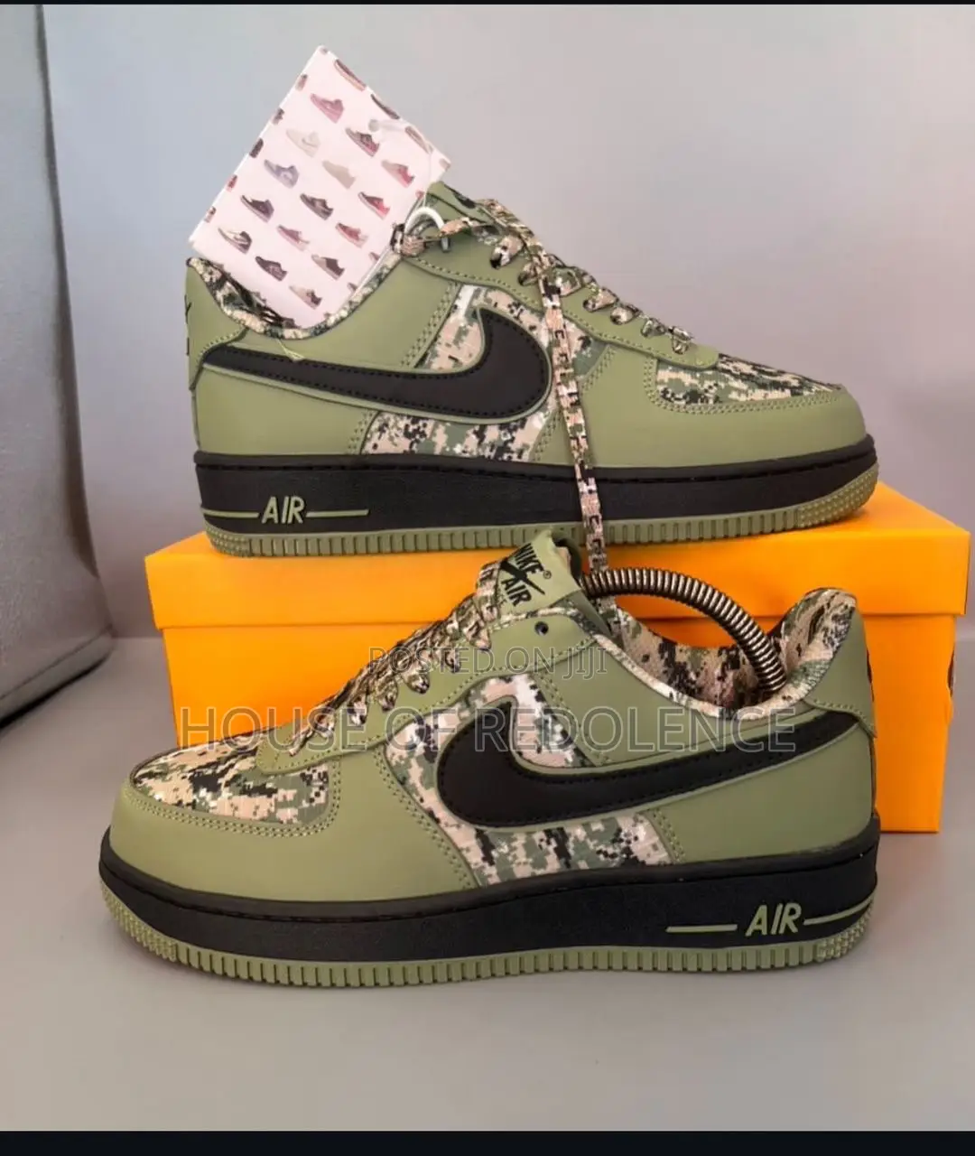 Nike Air Force 1 Low '07 Lv8 Camo Sneakers