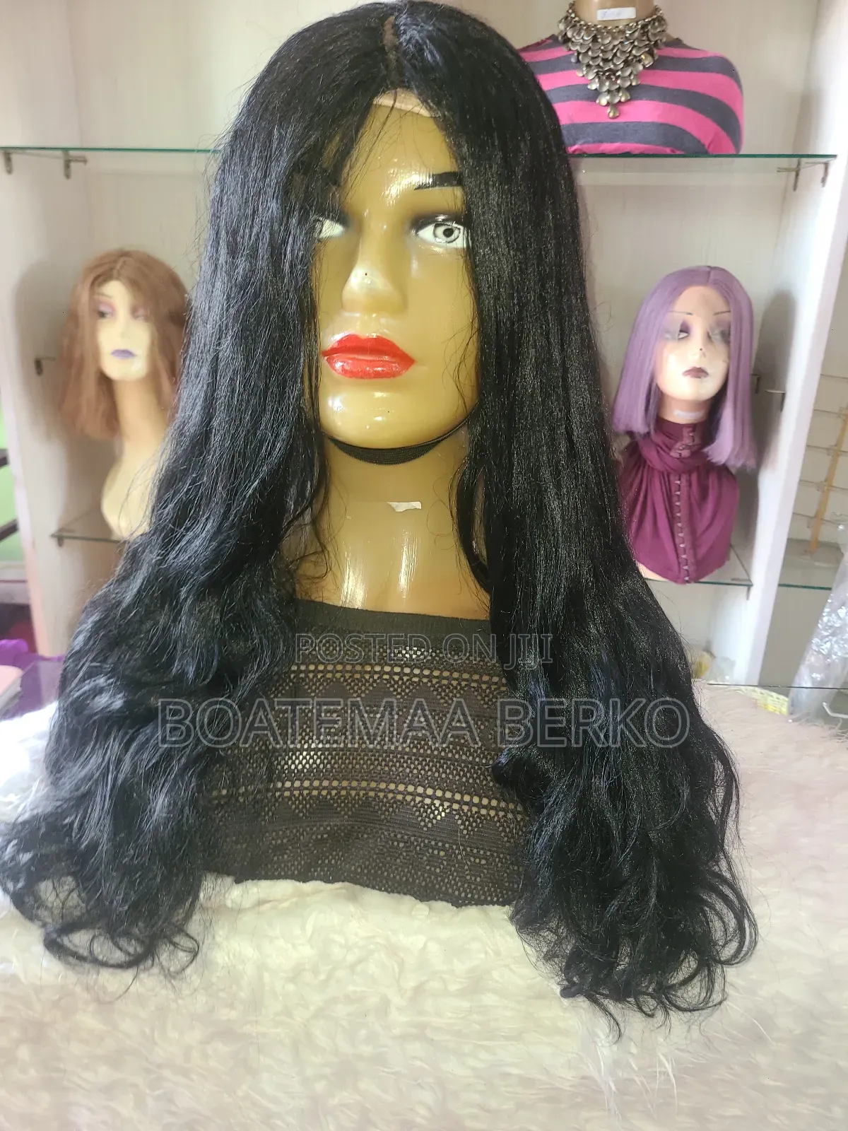 Black Wavy Wig