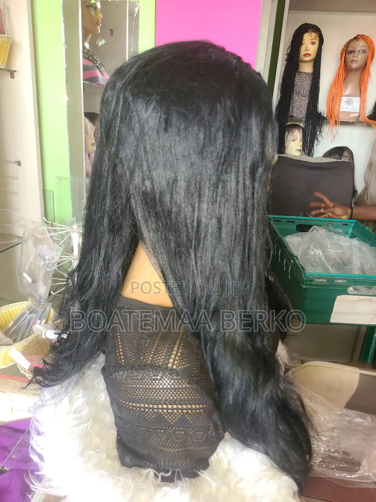 Black Wavy Wig