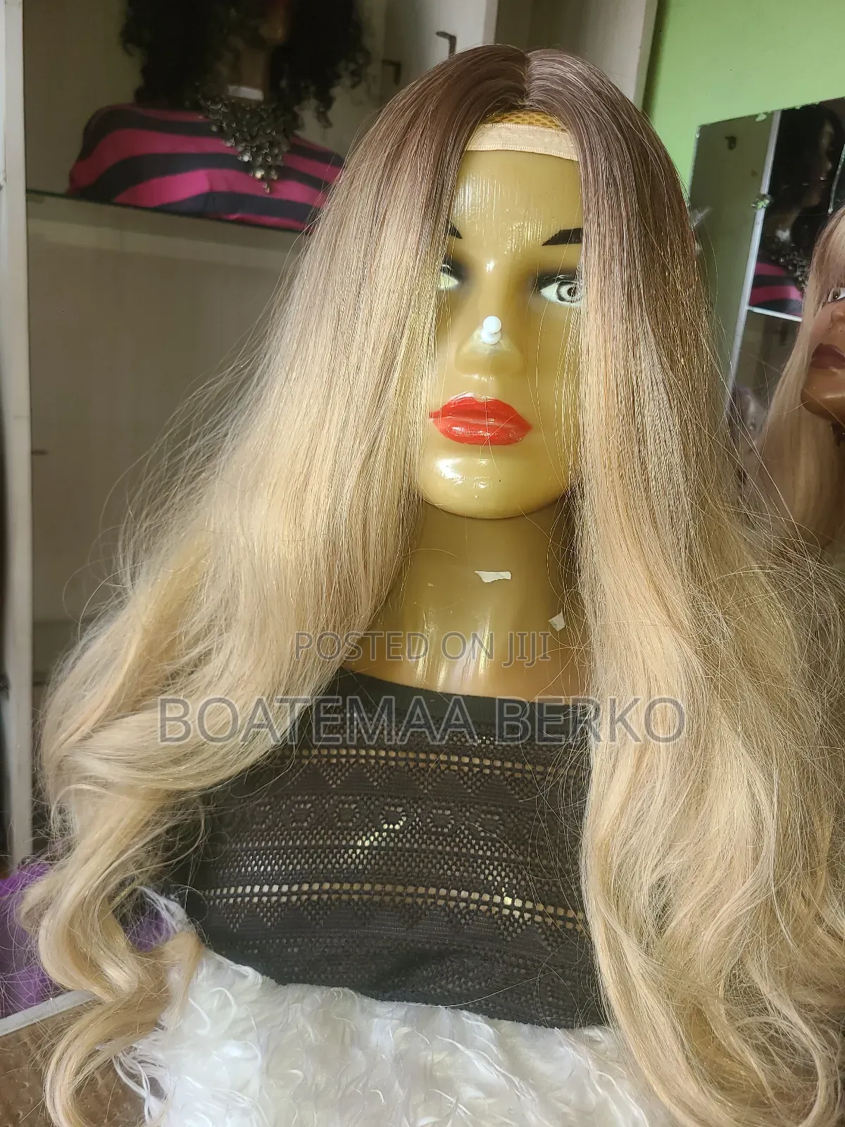 Super Blonde Curled Ends Wig