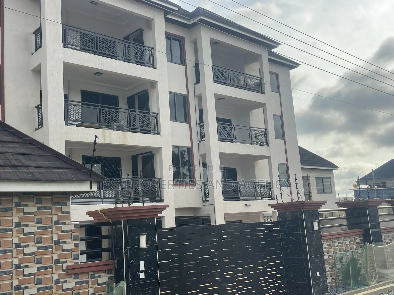 2bdrm Apartment in Sakumono for rent