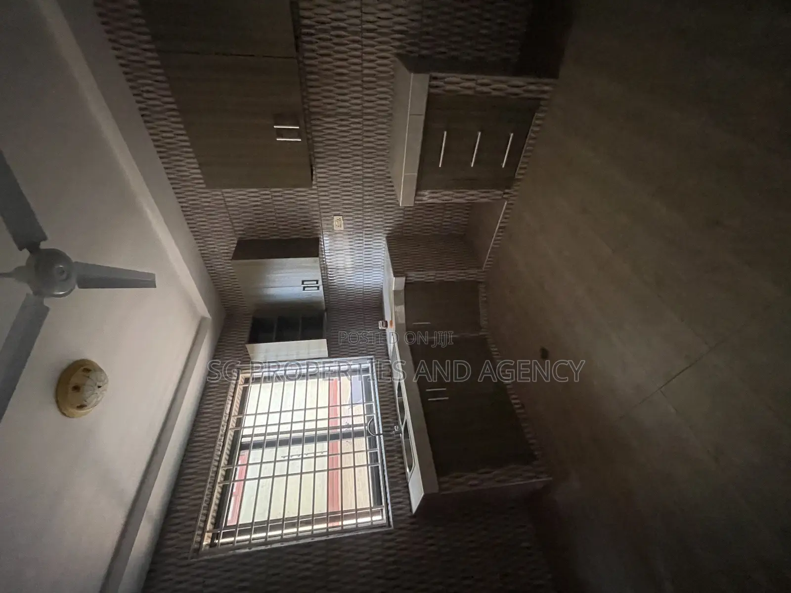2bdrm Apartment in Sakumono for rent