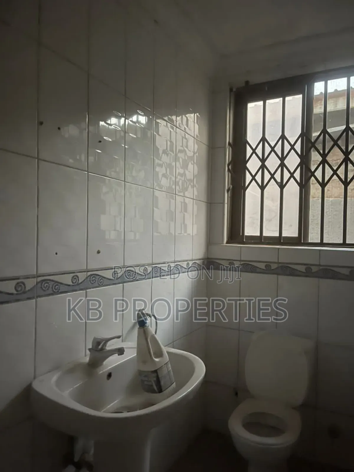 4bdrm House in Kb Properties, Spintex for rent