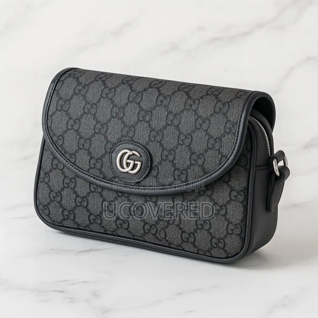 Gucci Unisex Leather Shoulder Bags