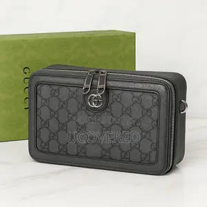 Gucci Unisex Leather Shoulder Bags
