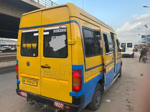 Volkswagen LT 2004 Yellow