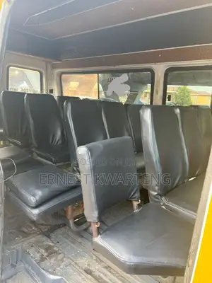 Volkswagen LT 2004 Yellow