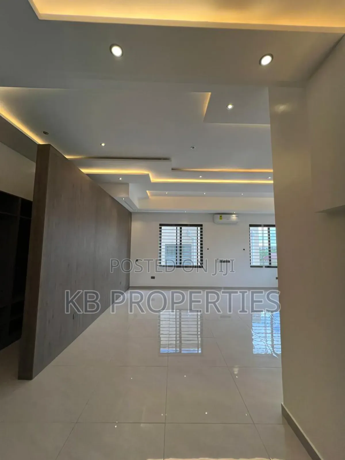 5bdrm Mansion in Kb Properties, East Legon for sale