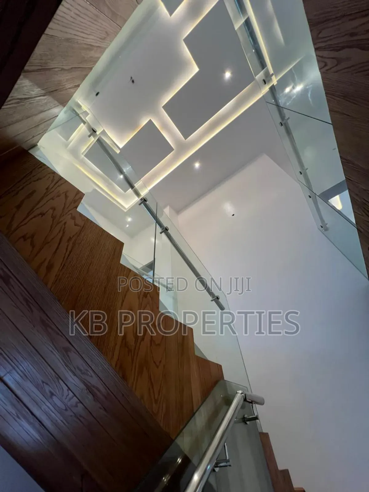 5bdrm Mansion in Kb Properties, East Legon for sale