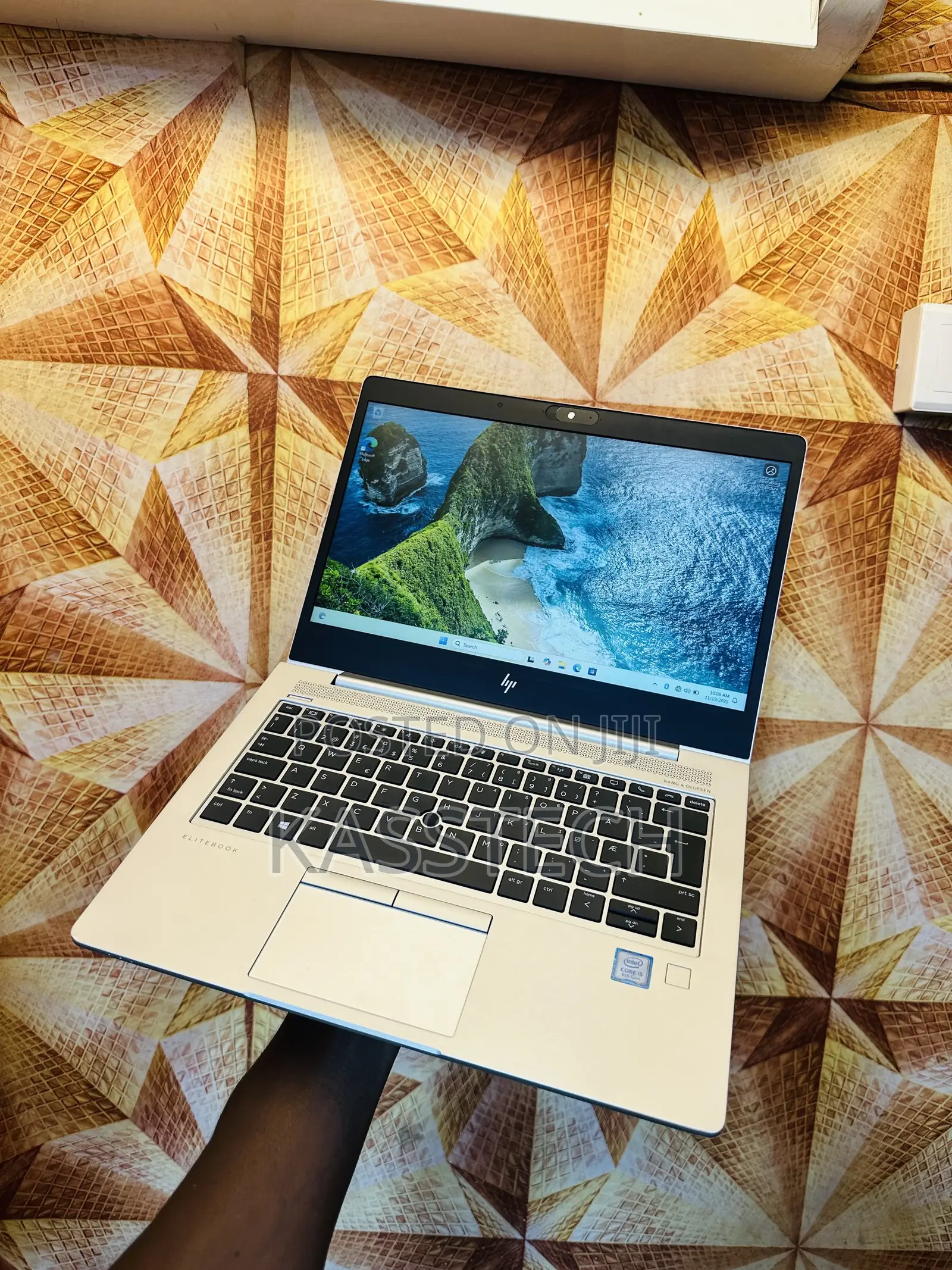 Laptop HP EliteBook 830 G6 8GB Intel Core I5 SSD 256GB