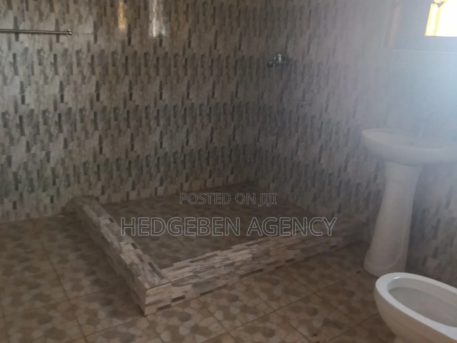 2bdrm Apartment in Amrahia for rent