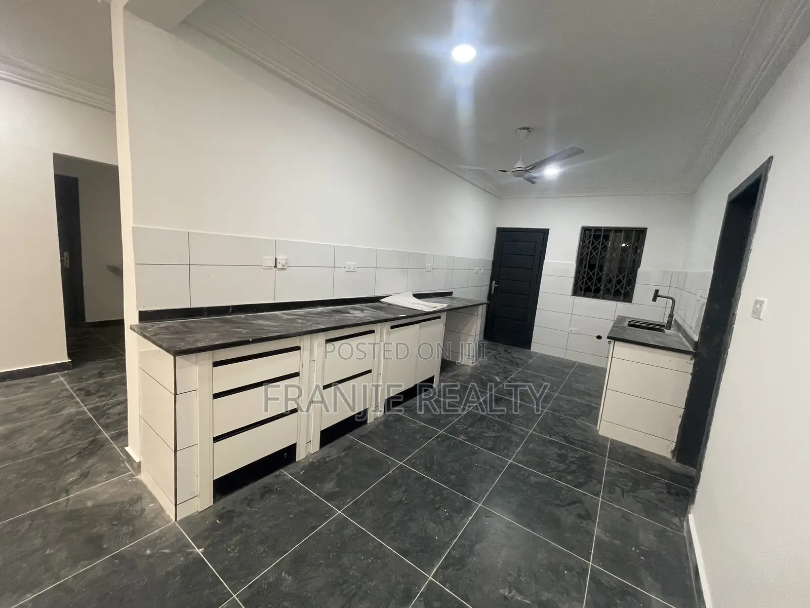 2bdrm Apartment in Franjie Realty, Bortiano for rent