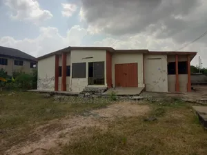 4bdrm House in Kwabre for sale