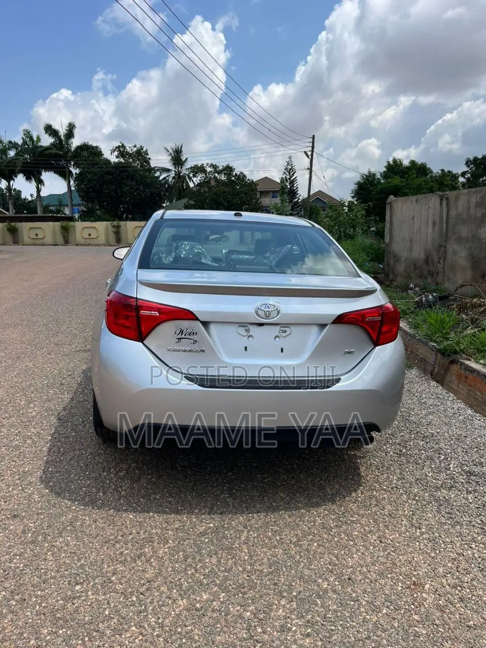 Toyota Corolla SE (1.8L 4cyl 6M) 2018 Silver