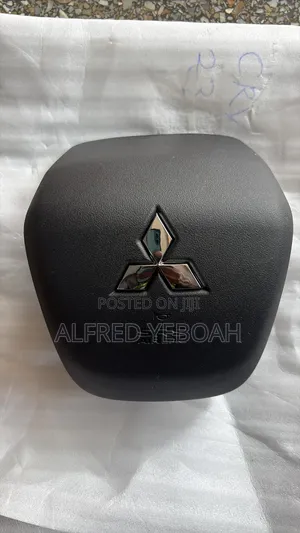 Mitsubishi Outlander 2023 Airbag Cover