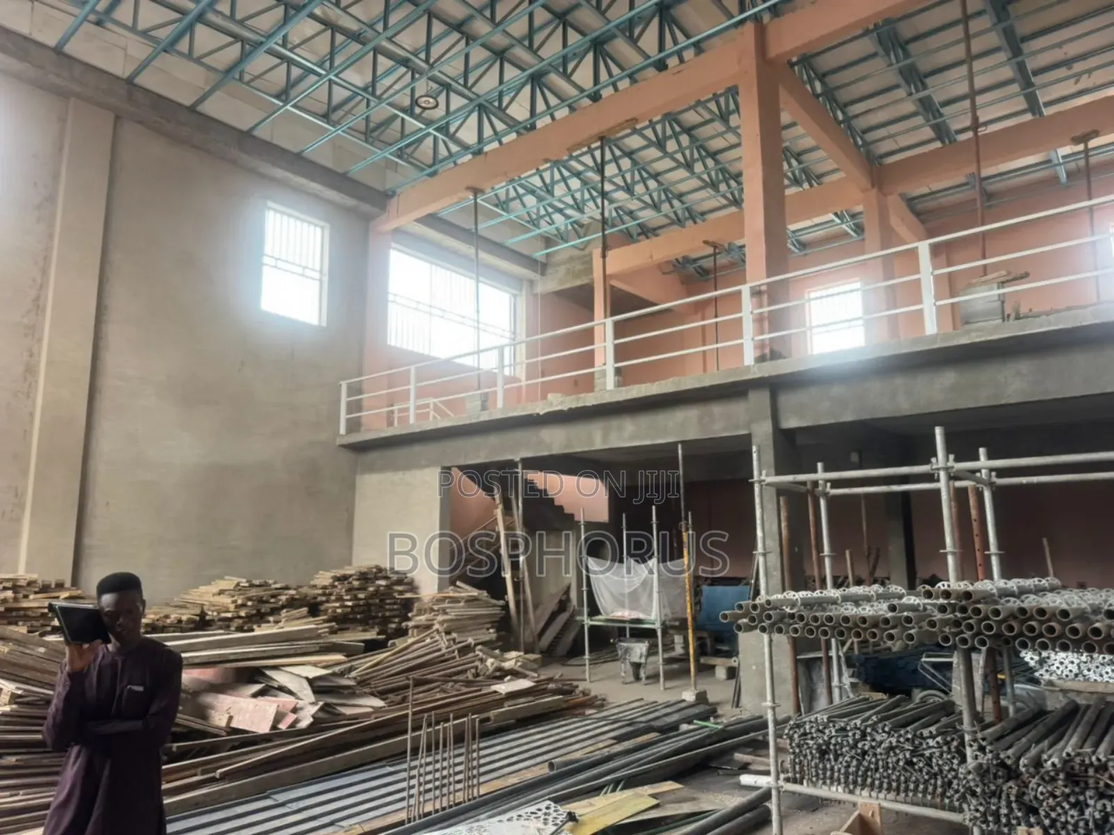 Warehouse for Rent at Tesano