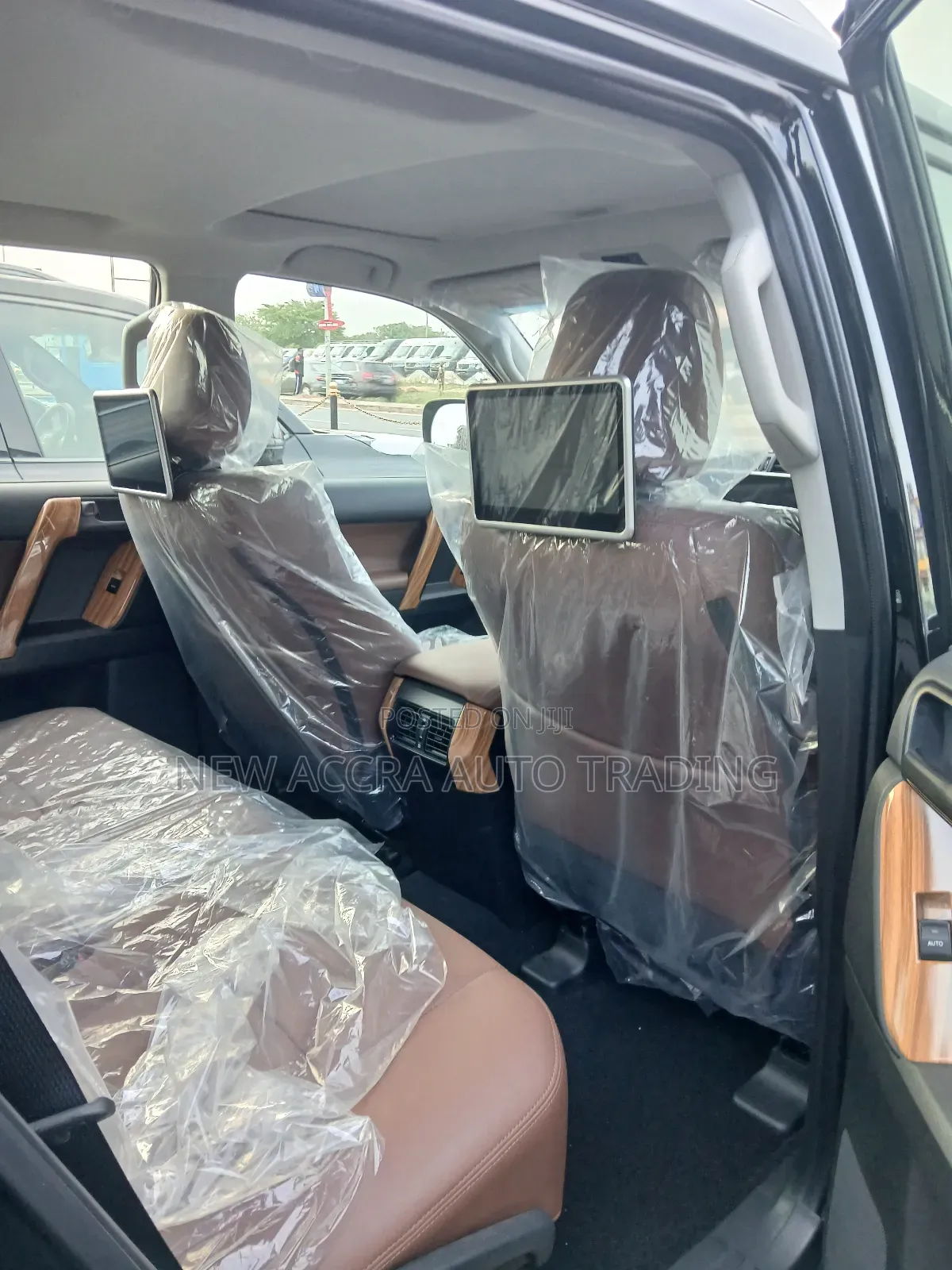 New Toyota Land Cruiser Prado 2.7 2023 Black