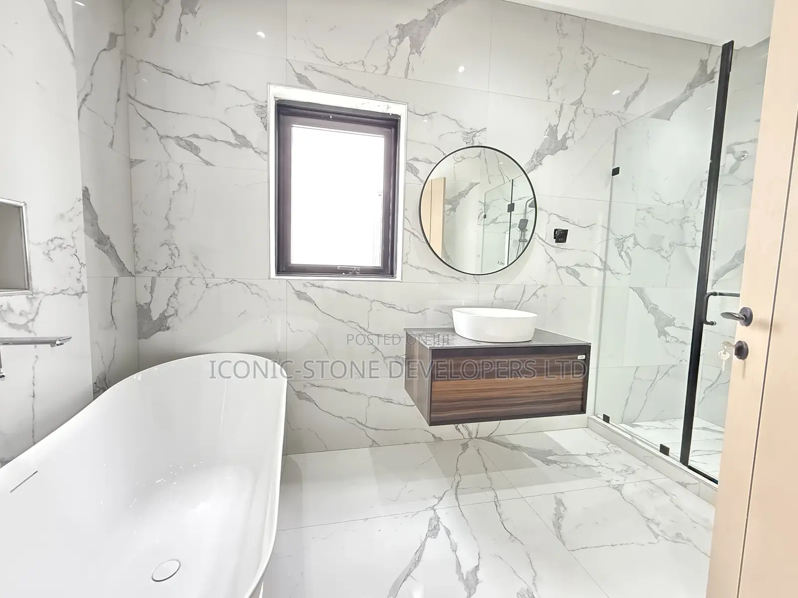 4bdrm House in Ashaley Botwe Little for sale