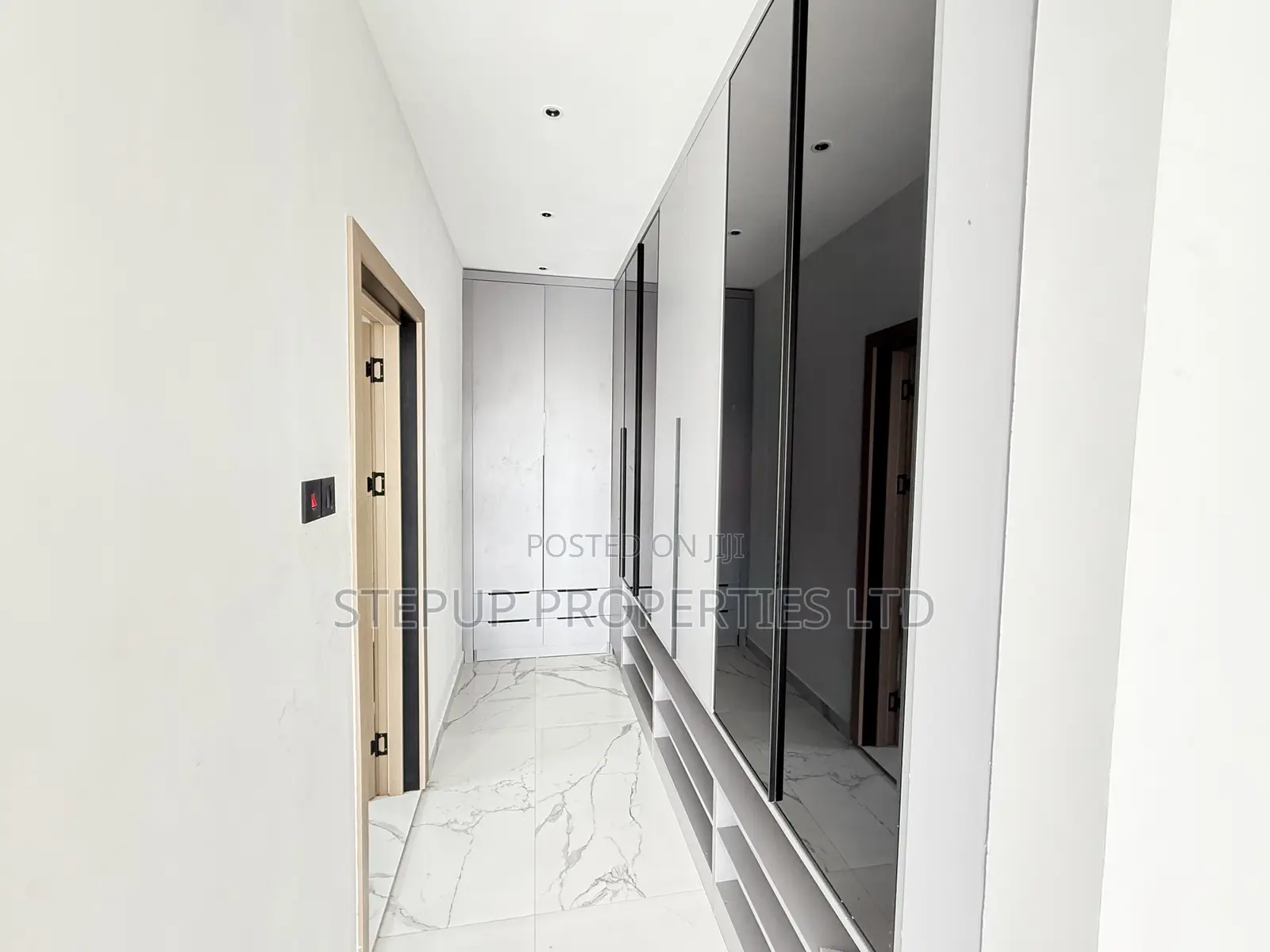 4bdrm House in Ashaley Botwe Little for sale