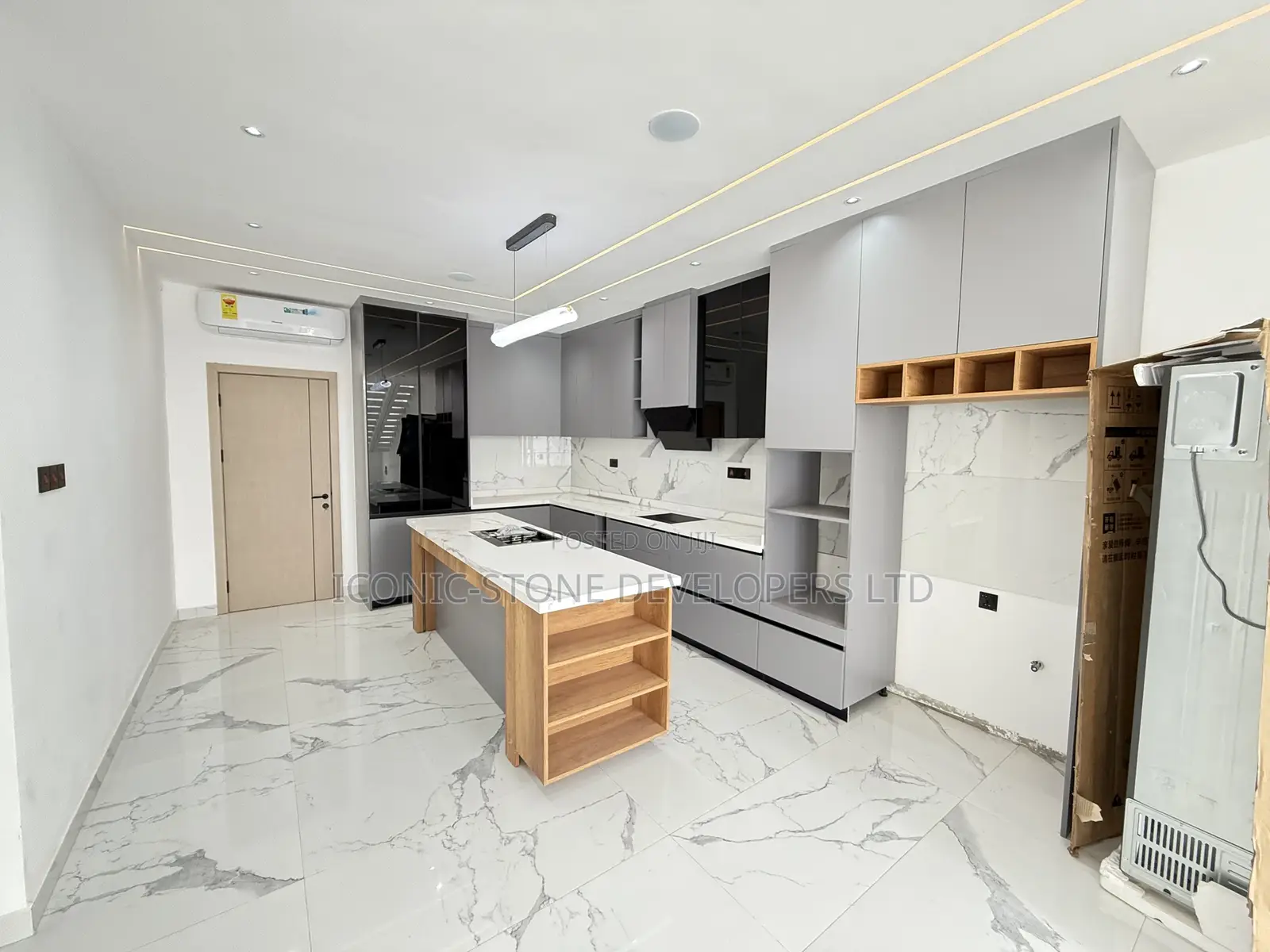 4bdrm House in Ashaley Botwe Little for sale
